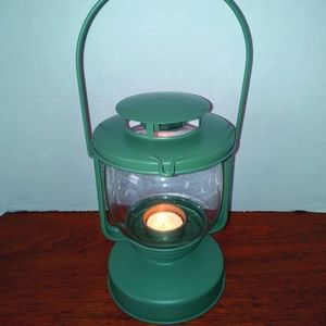 Lantern tea light candle holder